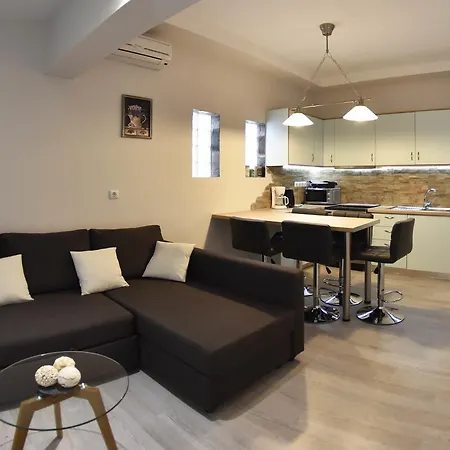 Апартаменты Sousouro House Кассиопи